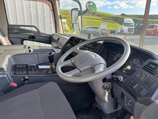 2014 Mitsubishi Fuso - Thumbnail