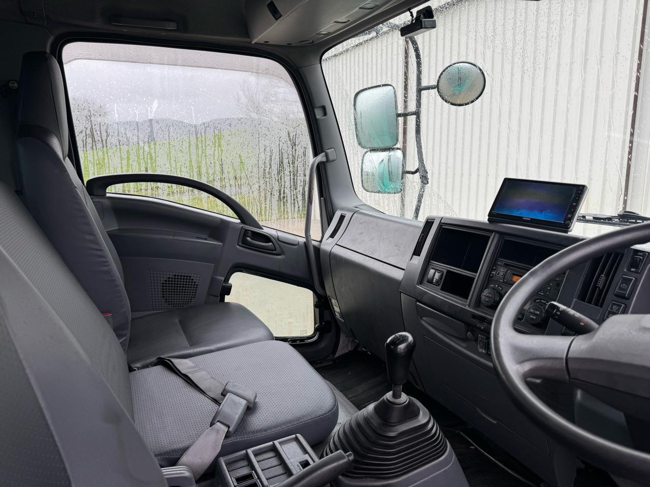 2017 ISUZU Forward