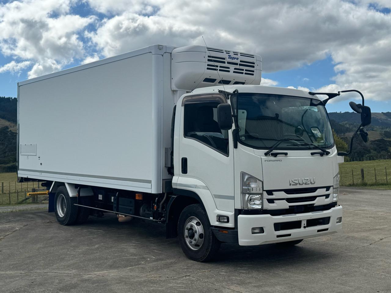 2019 ISUZU Forward