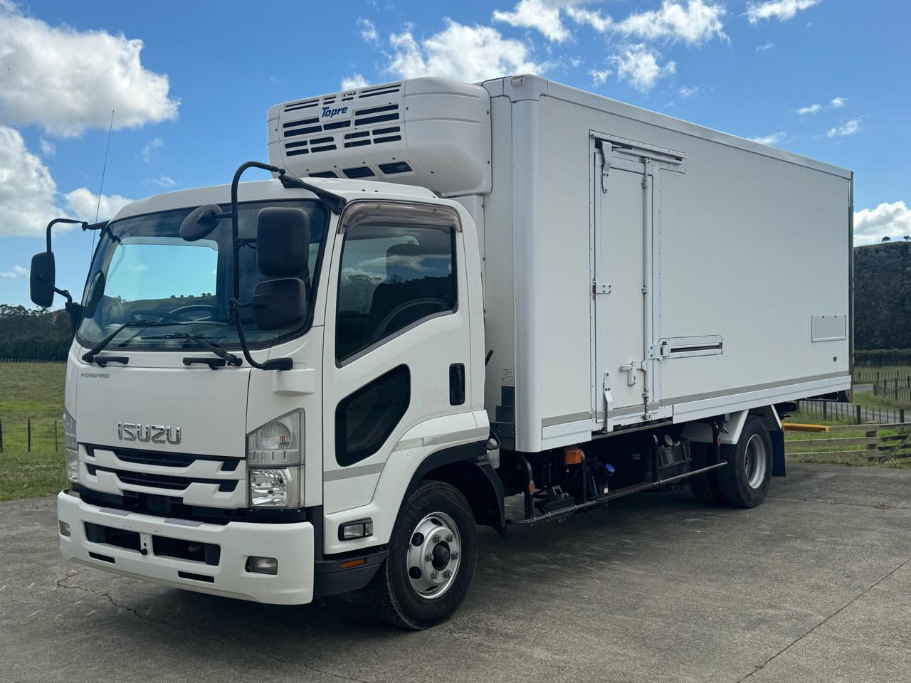 2019 ISUZU Forward