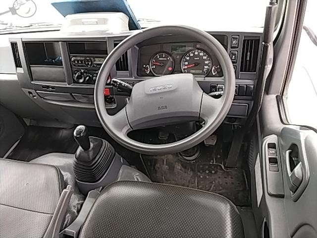 2020 ISUZU ELF
