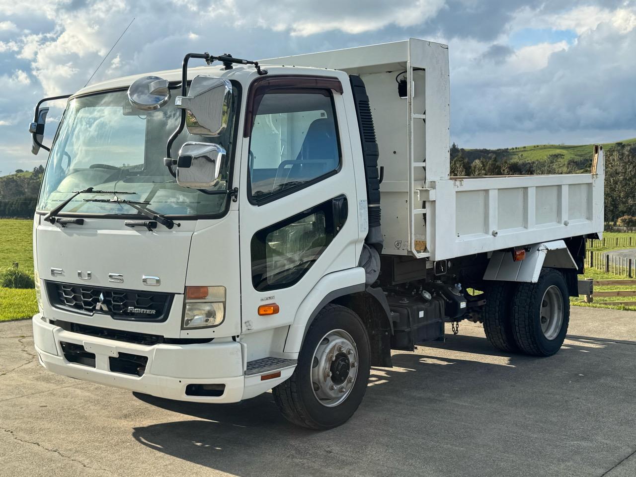 2015 Mitsubishi Fuso