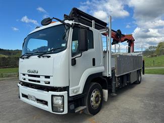 2011 ISUZU F Series - Thumbnail