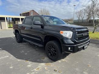 2017 Toyota Tundra - Thumbnail