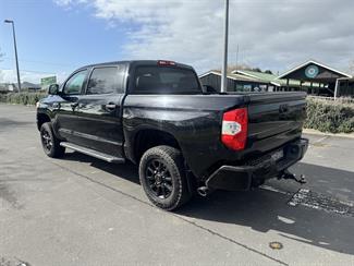 2017 Toyota Tundra - Thumbnail