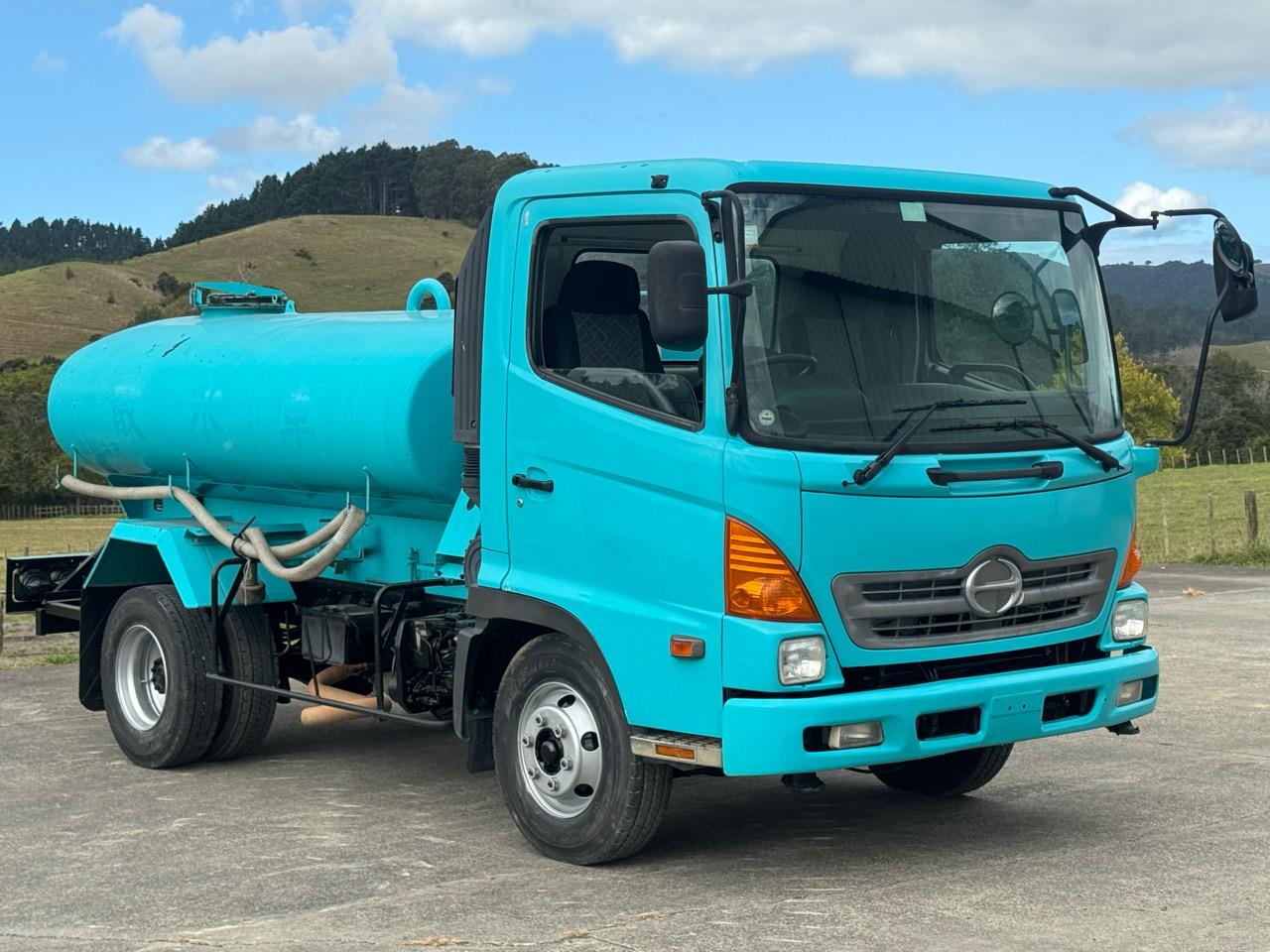 2005 Hino Ranger