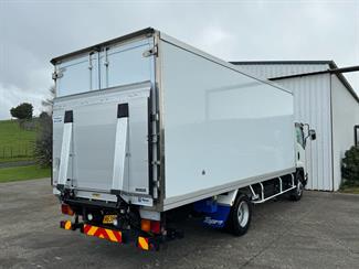 2018 ISUZU Forward - Thumbnail