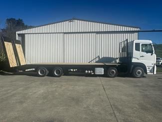 2015 UD Quon - Thumbnail