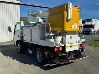 2013 ISUZU ELF - Thumbnail