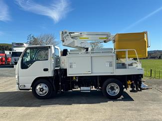 2013 ISUZU ELF - Thumbnail