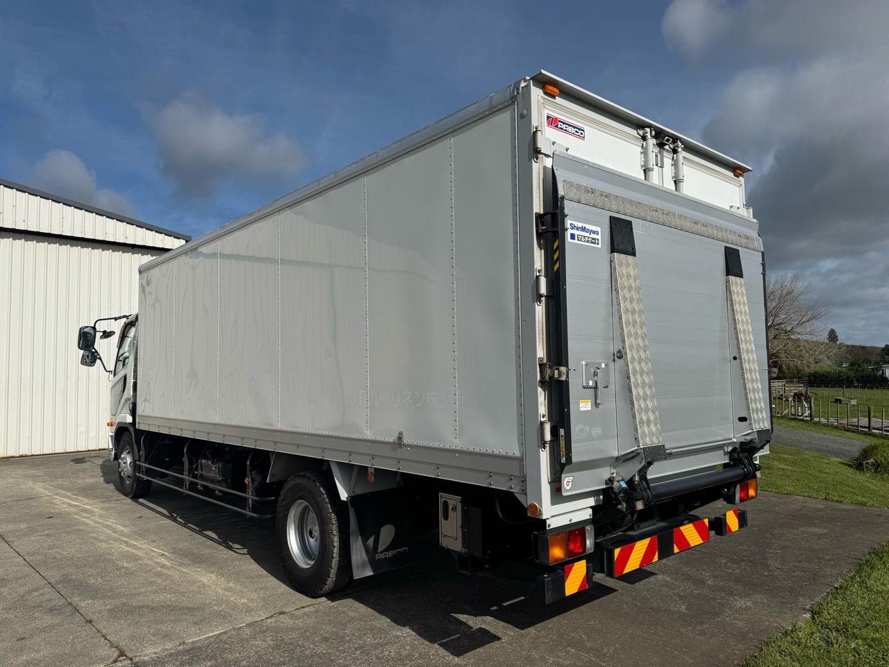 2018 Mitsubishi Fuso