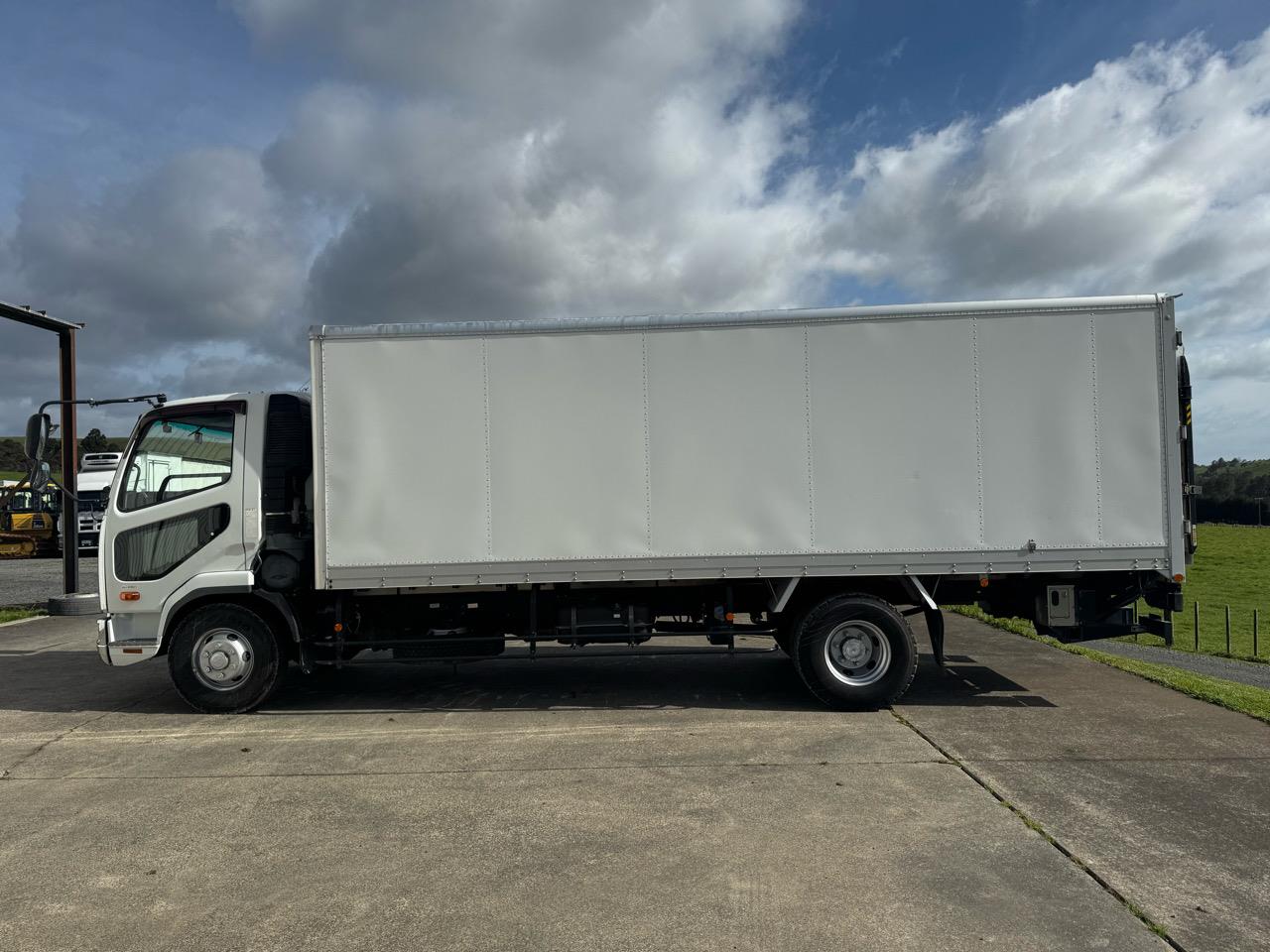2018 Mitsubishi Fuso