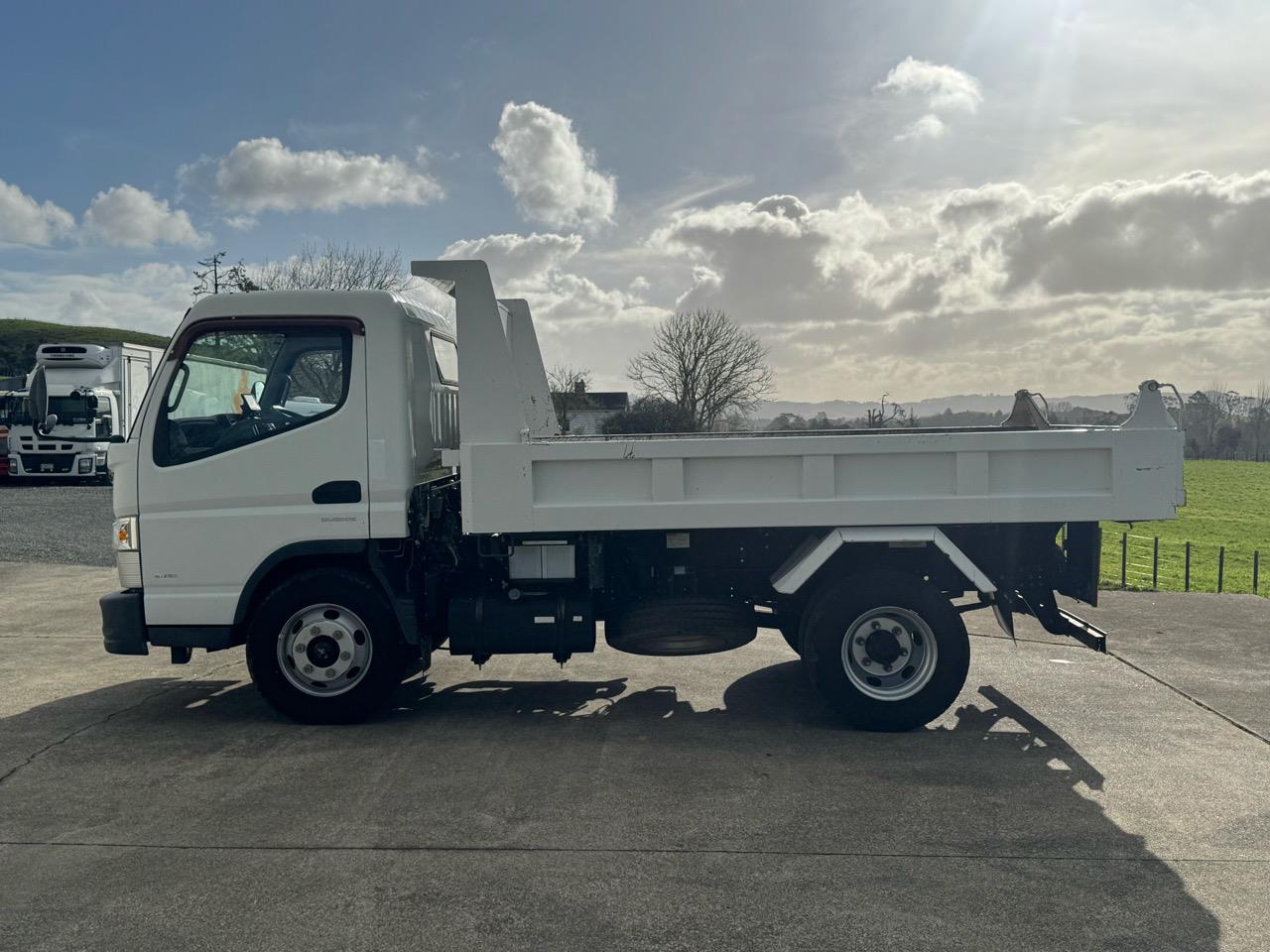 2015 Mitsubishi Fuso