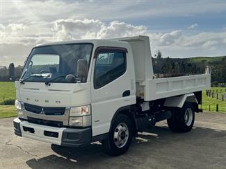 2015 Mitsubishi Fuso - Thumbnail