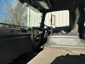 2004 ISUZU Forward - Thumbnail