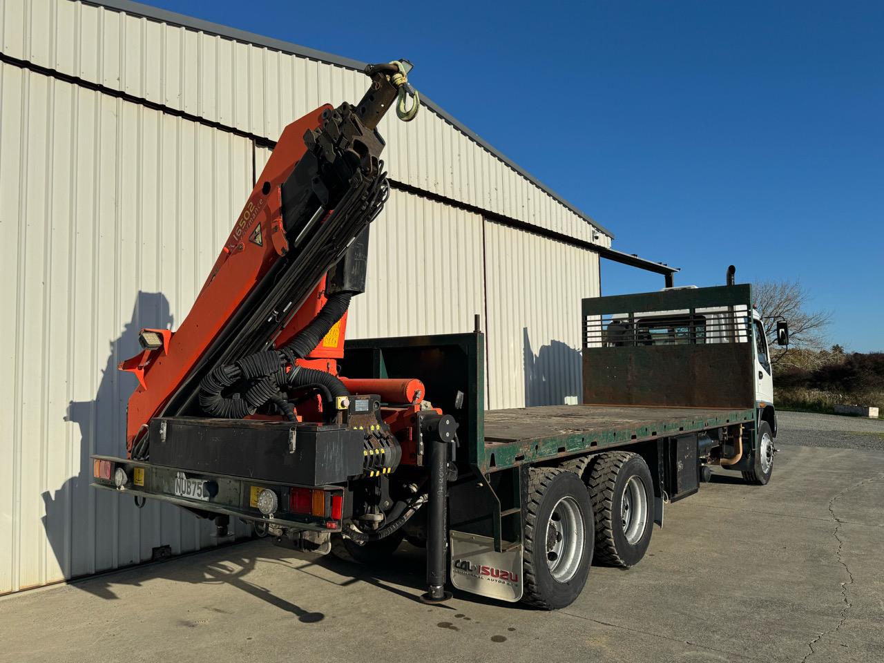 2004 ISUZU Forward
