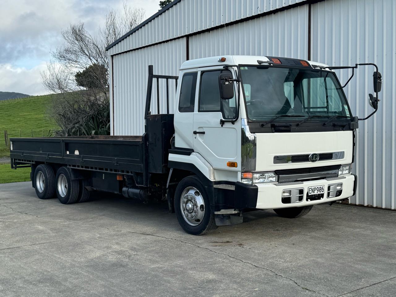 1999 Nissan Cw