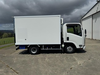 2020 ISUZU ELF - Thumbnail