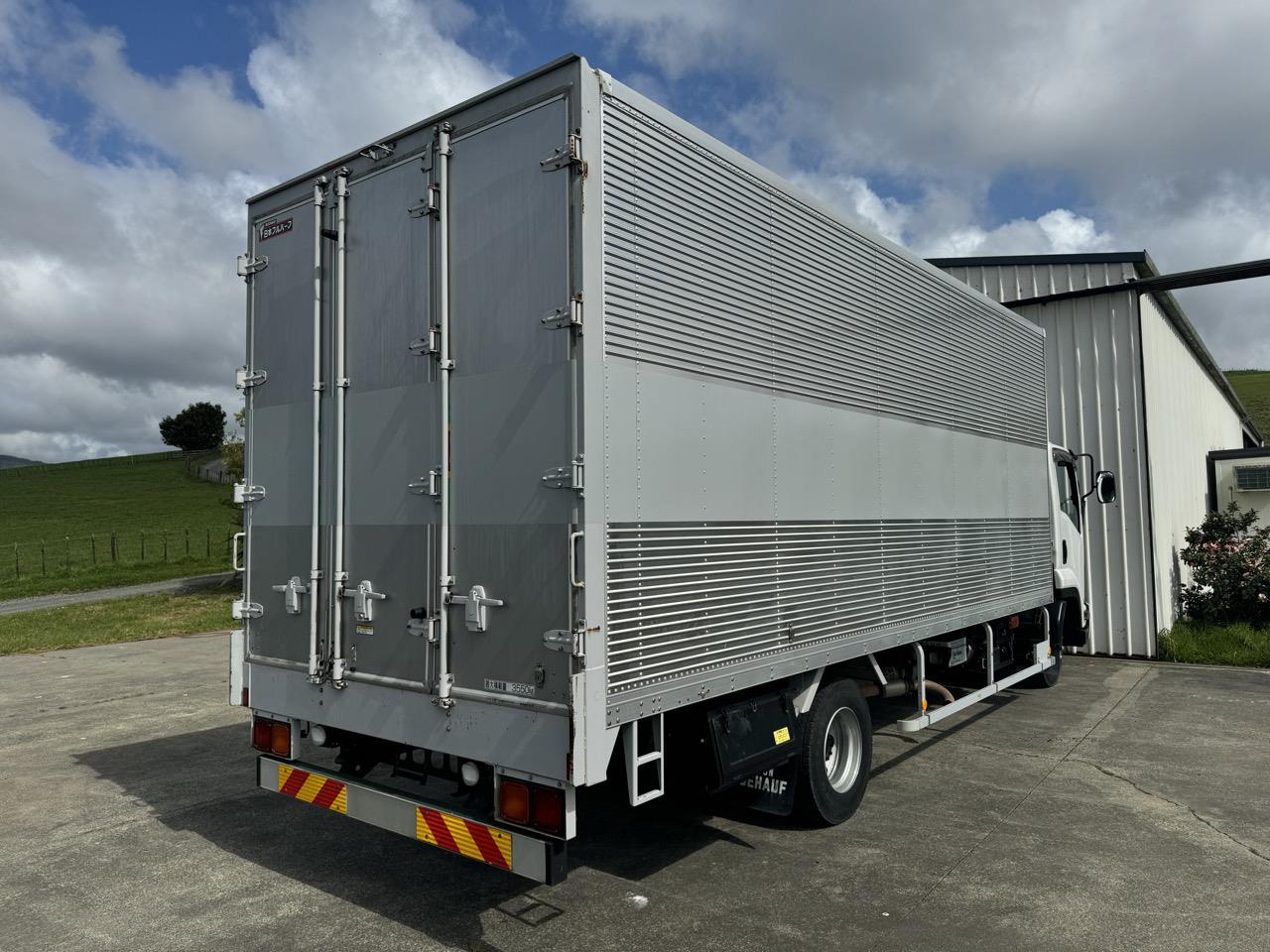 2012 ISUZU FRR90