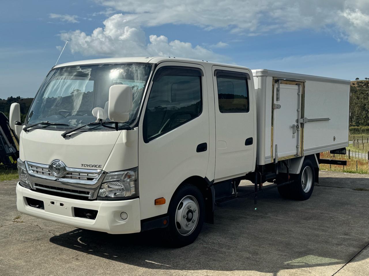 2015 TOYOTA Toyoace