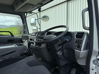 2016 UD CONDOR - Thumbnail