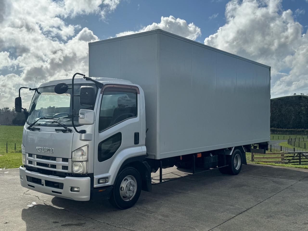 2013 ISUZU Forward