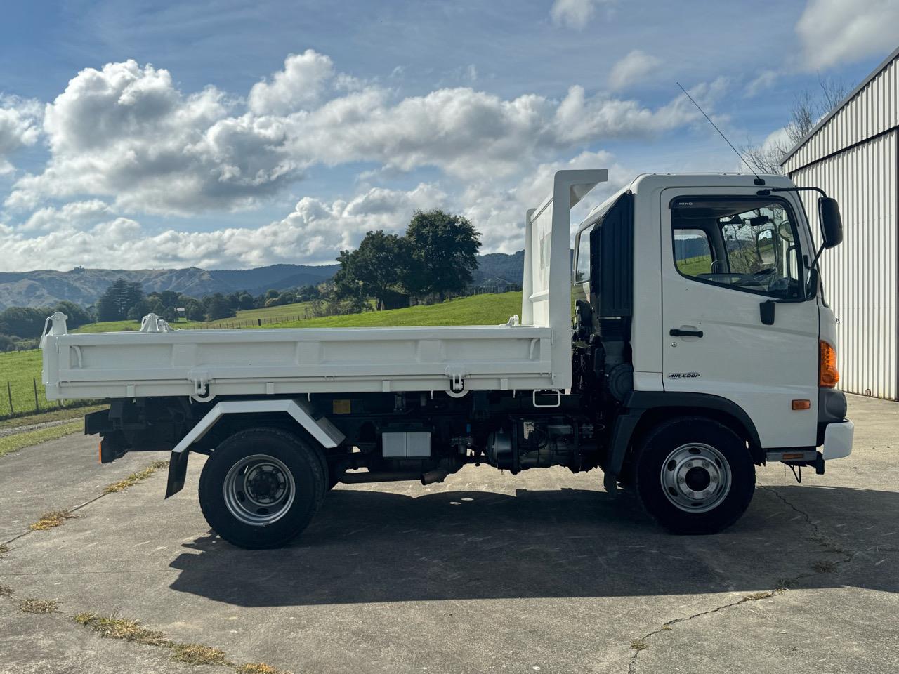 2017 Hino Ranger