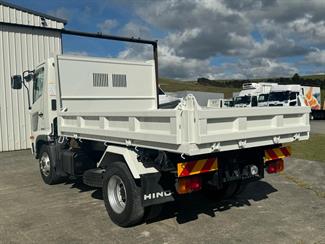 2017 Hino Ranger - Thumbnail