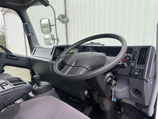 2019 ISUZU Forward - Thumbnail