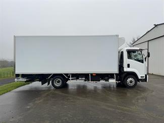 2019 ISUZU Forward - Thumbnail