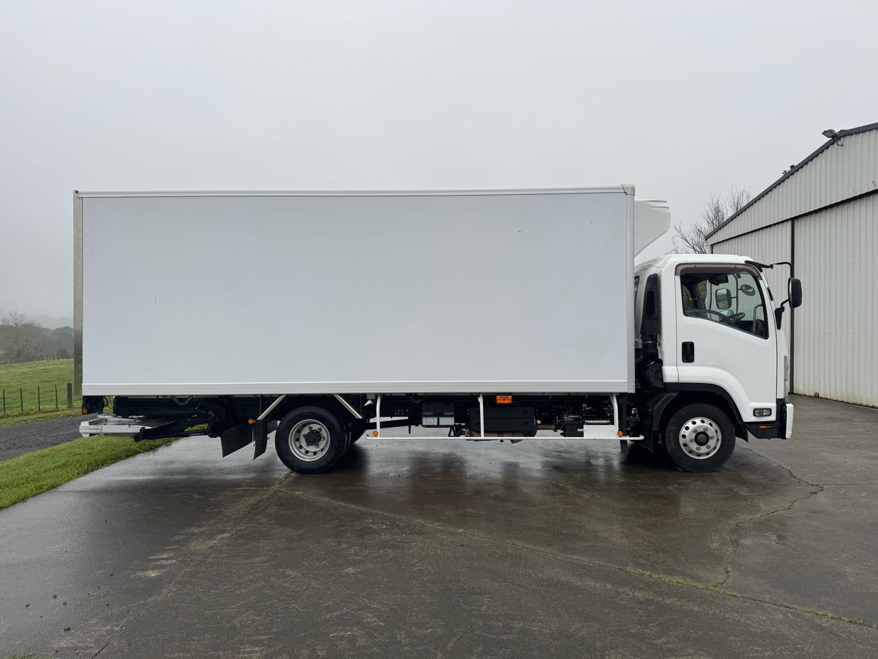 2019 ISUZU Forward