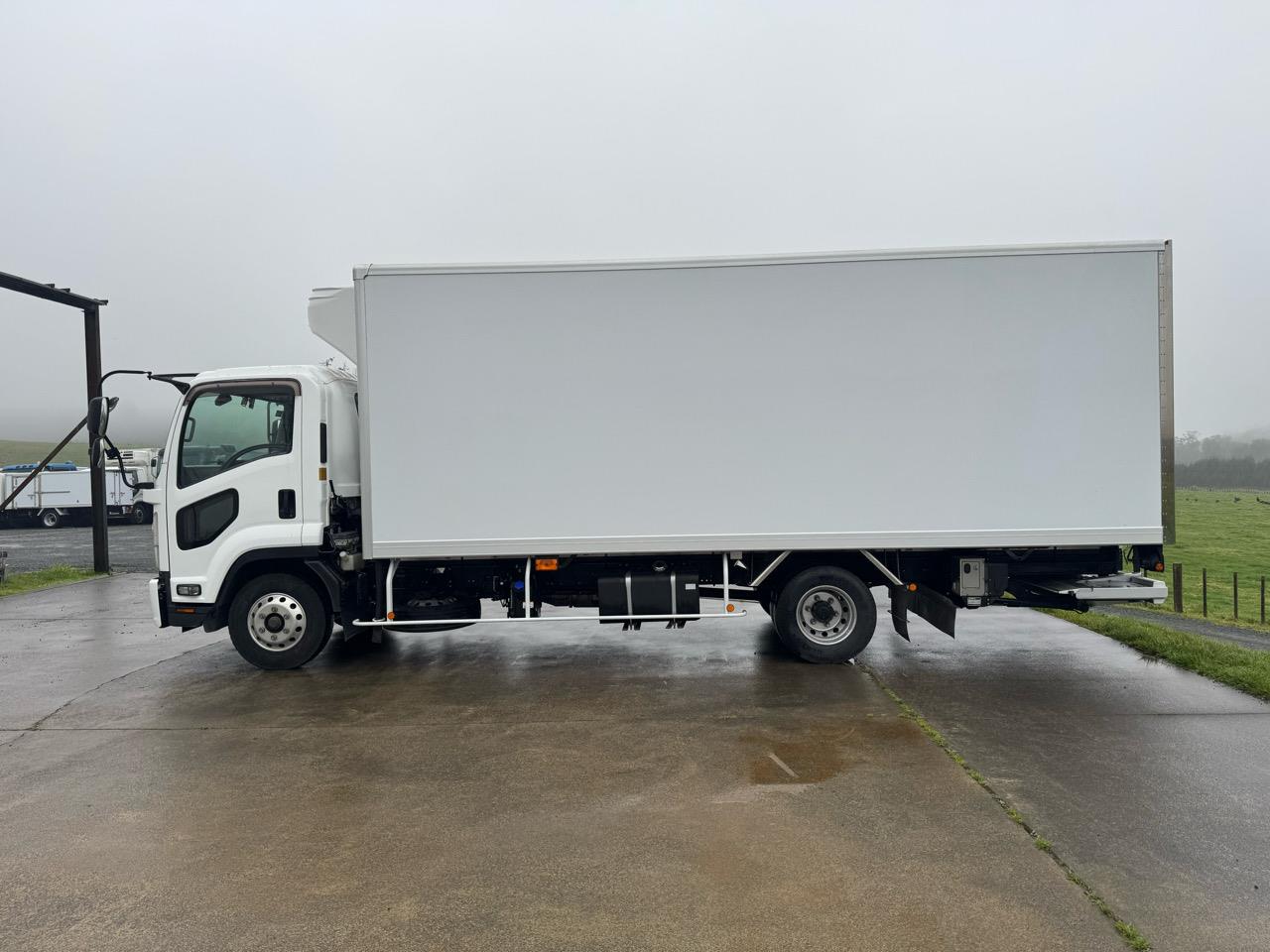 2019 ISUZU Forward