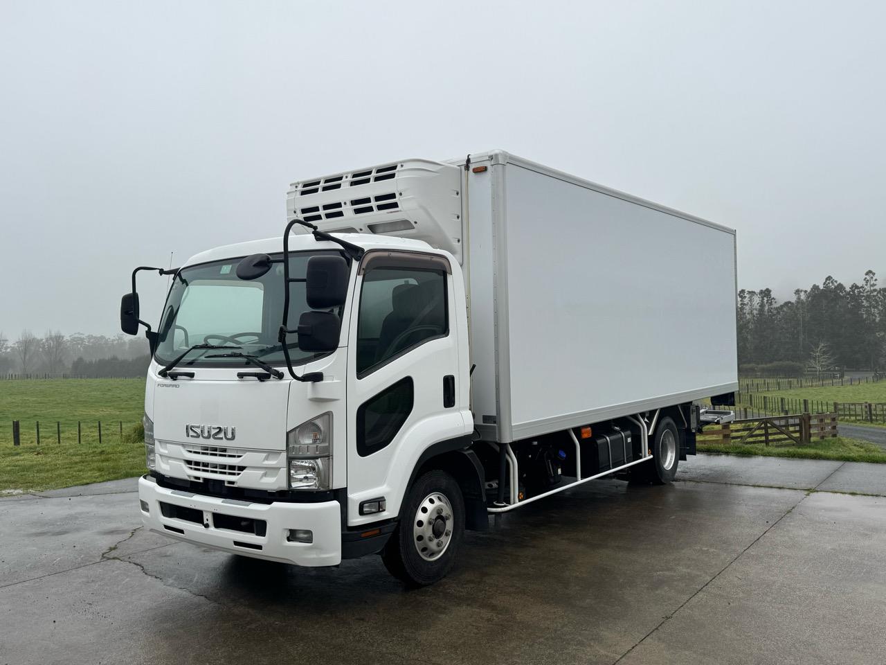 2019 ISUZU Forward