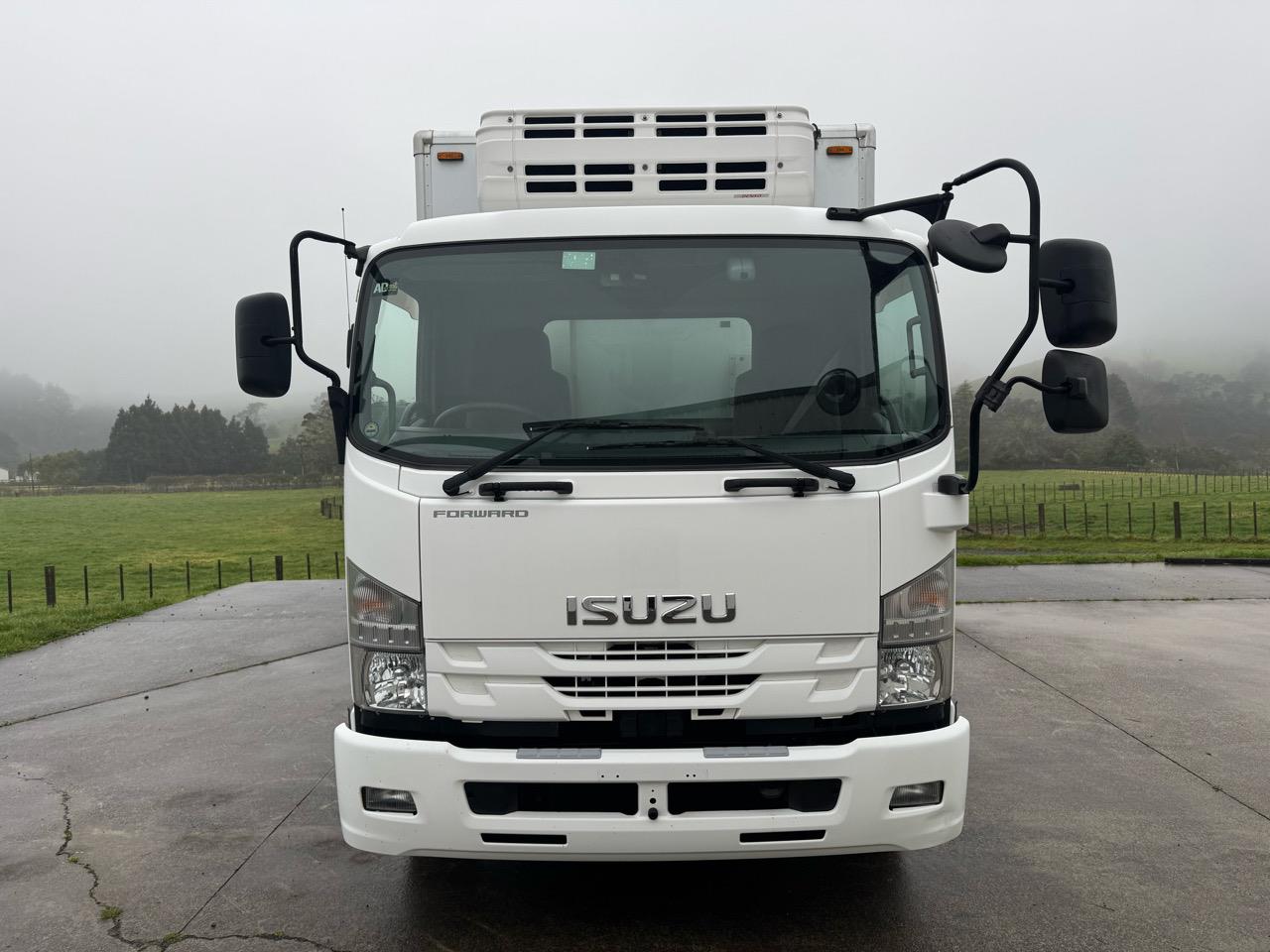 2019 ISUZU Forward