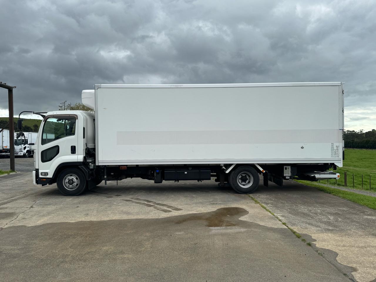 2018 ISUZU Forward
