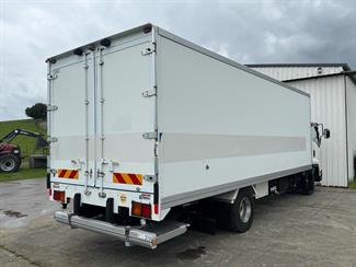 2018 ISUZU Forward - Thumbnail