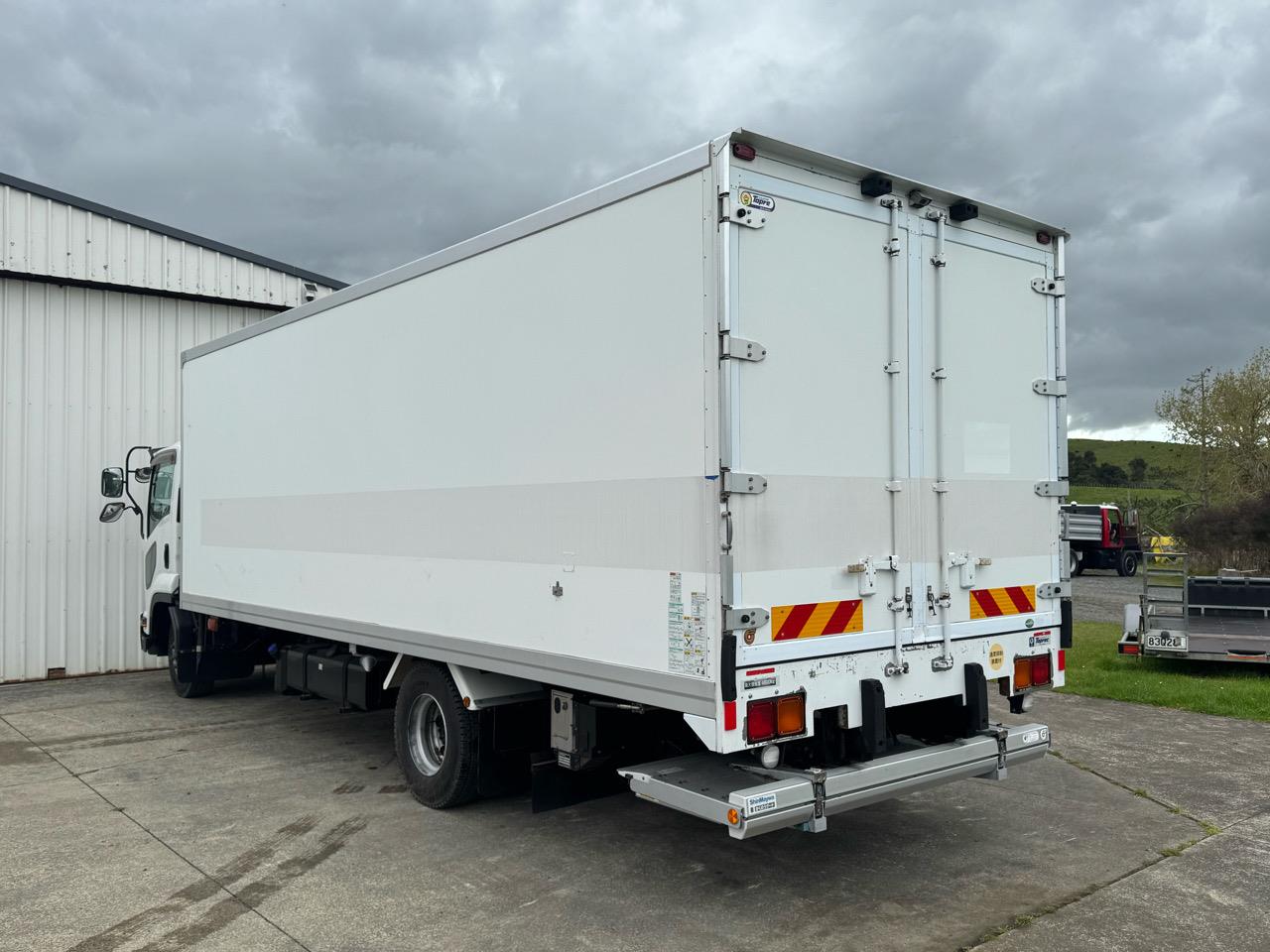 2018 ISUZU Forward